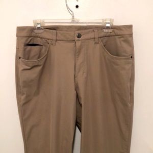 EUC Men’s Lululemon Pants